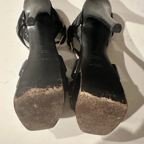 Iconic Saint Laurent Tribute Black Patent Strappy Sandal - Picture 10 of 10